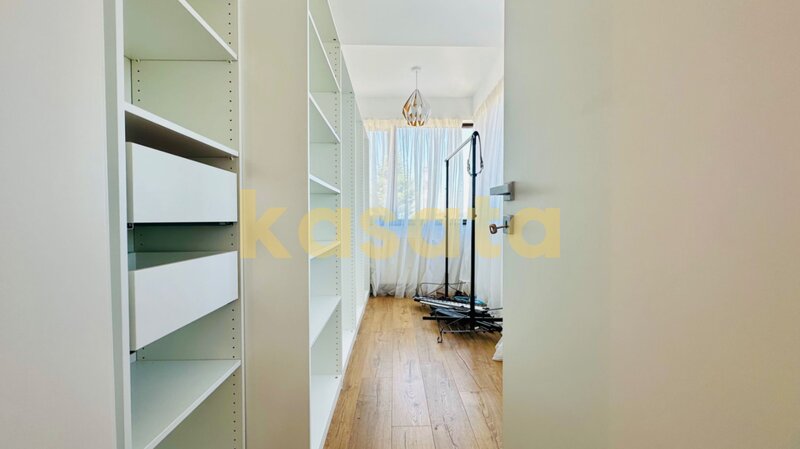 Baneasa oportunitate, apartament 3 camere bloc 2008, parcare